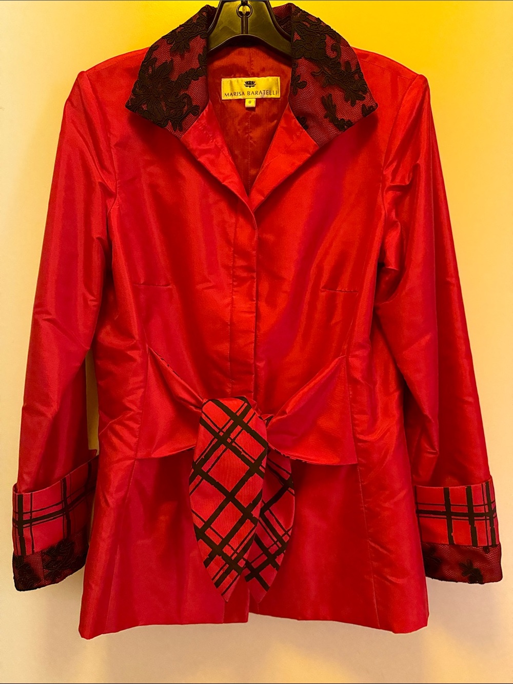 Marisa Baratelli Red Thai Silk Jacket with Black Lace Collar Size 8 VTG